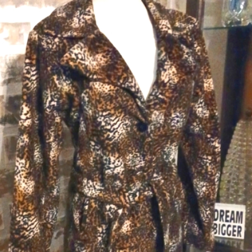 Formula X leopard jacket 🎂 - Picture 5 of 11
